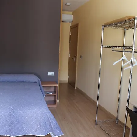 Πανσιόν Cal Siles Ελ Πρατ ντε Λομπρεγκάτ